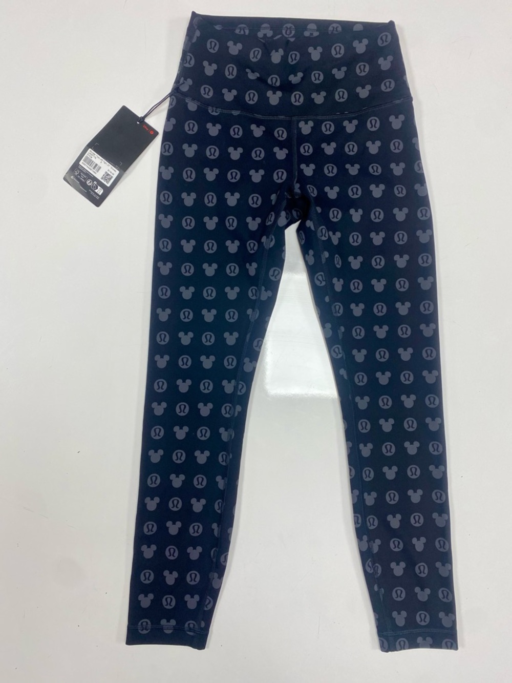 Lululemon x Disney Wunder Train Leggings, NWT, Black, Size 6